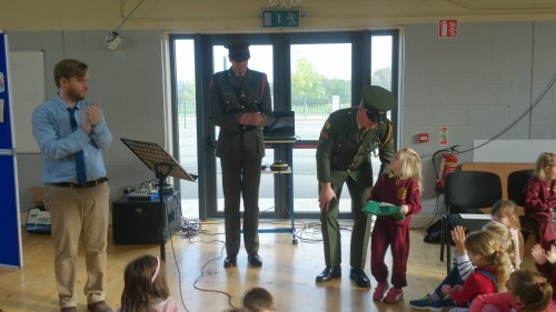 The Irish Army presents Sadie the Republic of Ireland flag.